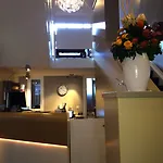 Emma 호텔 3*