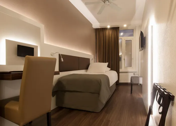 Emma 3* Роттердам